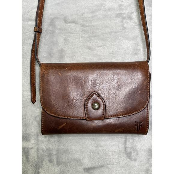 Frye Leather Crossbody Bag Womens Brown Small Adjustable Strap Flap Snap Wallet - Picture 1 of 15